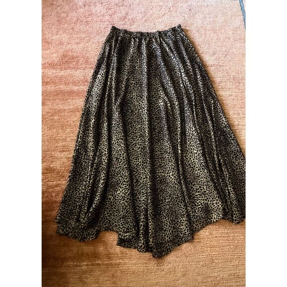 Newport News Dresses & Skirts - J.R.T. Newport News 100% Silk Leopard Print Maxi Skirt Size L